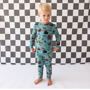 NWOT Pixar Car Posh Peanut Pajamas- 3-4T